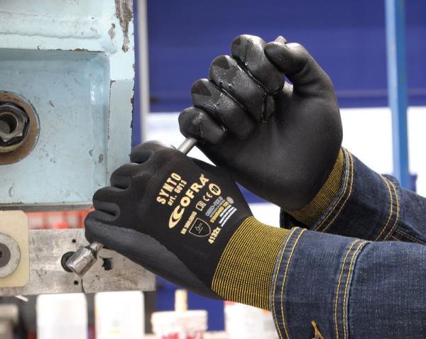 SYNTO Cofra nitrile glove
